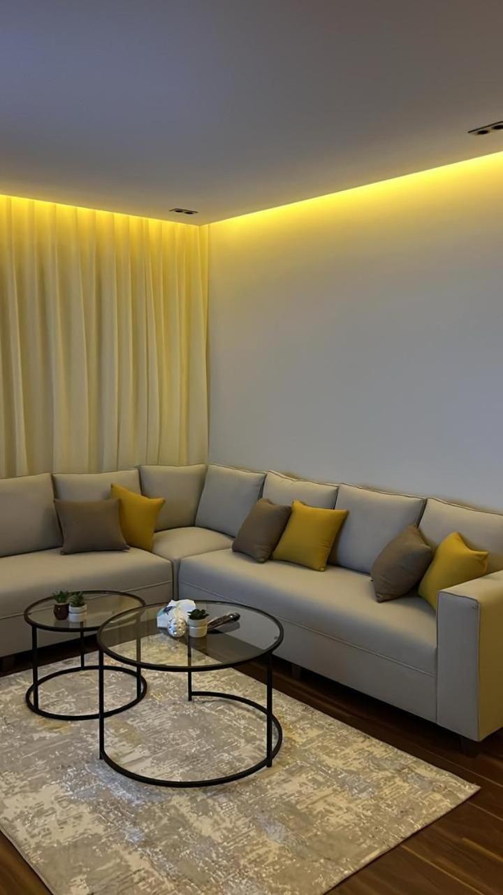 Apartment شقه استديو الملقا 10ب